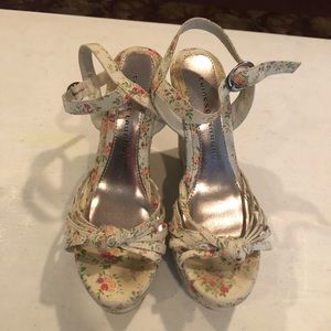 Chinese laundry heels